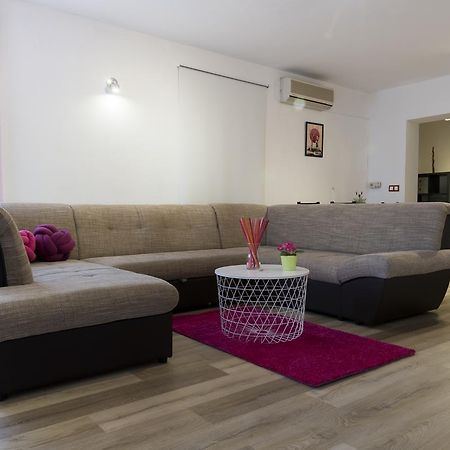 Apartment Blazenka Pula Exterior photo