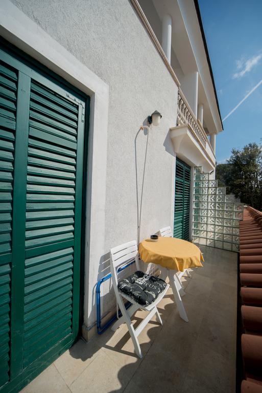 Apartment Blazenka Pula Exterior photo